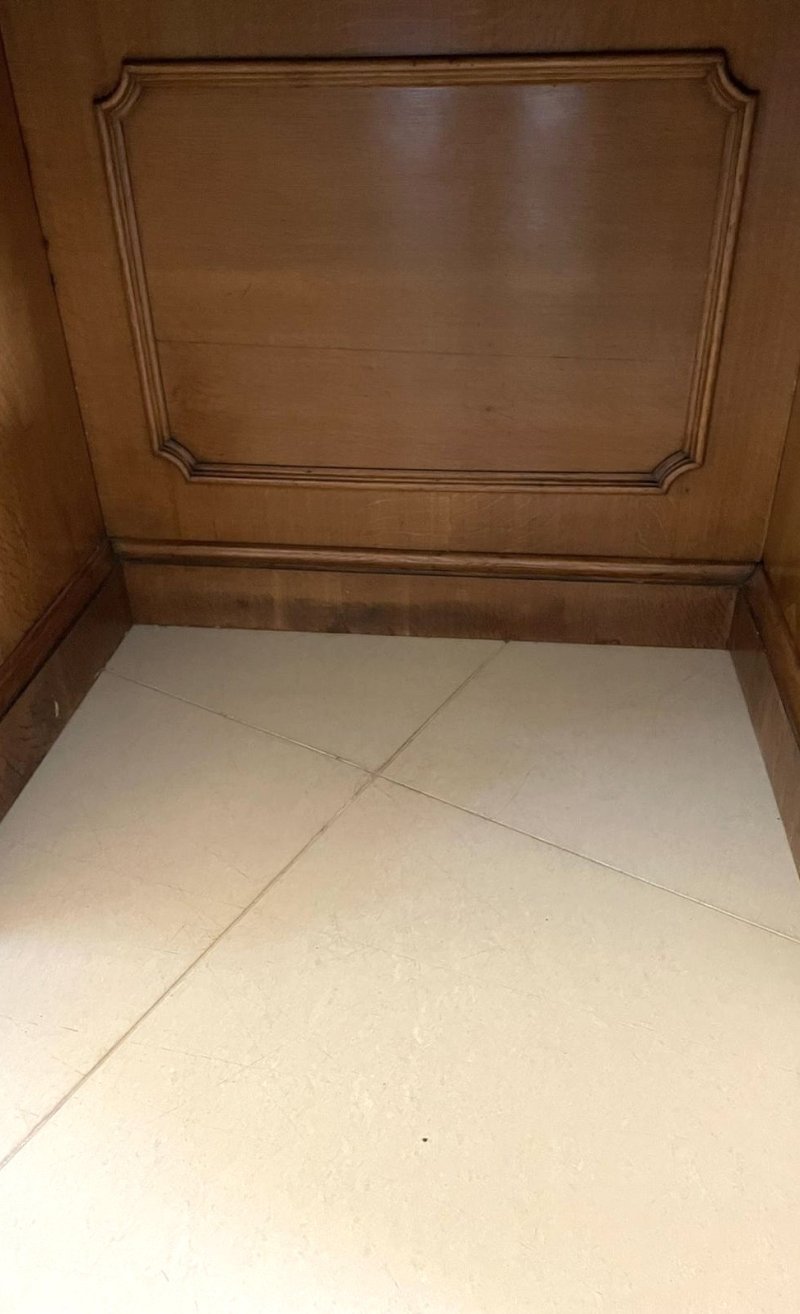 Majestic Antique Victorian Carved Oak Mirror Backed Sideboard - Image 18